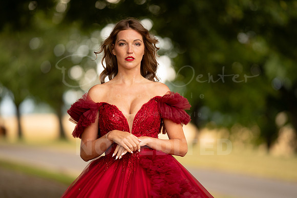 scarlet-136