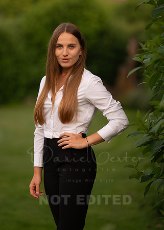 simona-32